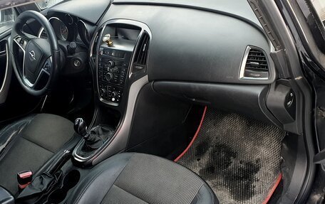 Opel Astra J, 2011 год, 310 000 рублей, 6 фотография