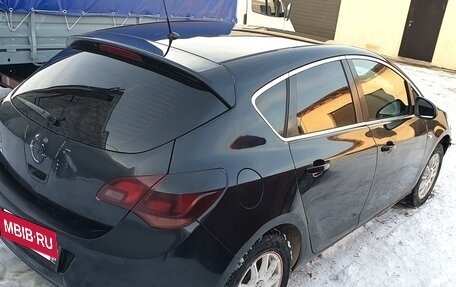 Opel Astra J, 2011 год, 310 000 рублей, 3 фотография