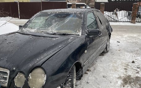 Mercedes-Benz E-Класс, 1996 год, 150 000 рублей, 3 фотография