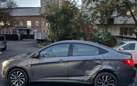 Hyundai Solaris II рестайлинг, 2016 год, 635 000 рублей, 3 фотография