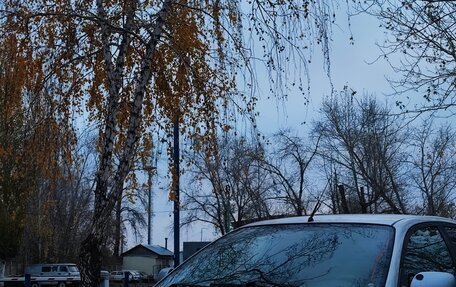 Toyota Avensis III рестайлинг, 1999 год, 180 000 рублей, 2 фотография