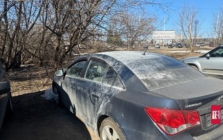 Chevrolet Cruze II, 2010 год, 290 000 рублей, 3 фотография