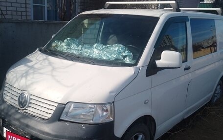 Volkswagen Transporter T5 рестайлинг, 2006 год, 530 000 рублей, 3 фотография