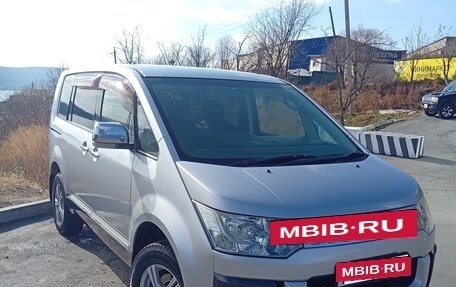 Mitsubishi Delica D:5 I, 2010 год, 1 600 000 рублей, 2 фотография