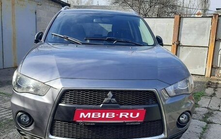 Mitsubishi Outlander III рестайлинг 3, 2010 год, 1 150 000 рублей, 1 фотография