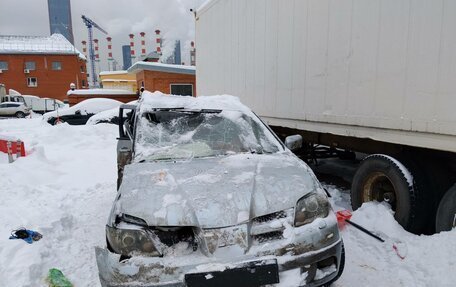 Mitsubishi Outlander III рестайлинг 3, 2004 год, 200 000 рублей, 1 фотография