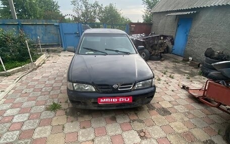 Nissan Primera II рестайлинг, 1998 год, 120 000 рублей, 1 фотография