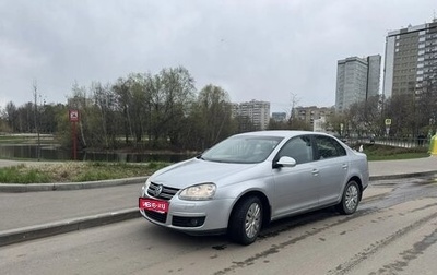 Volkswagen Jetta VI, 2010 год, 645 000 рублей, 1 фотография