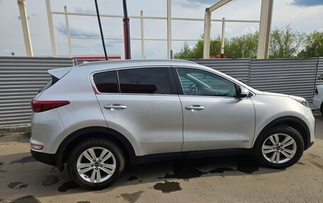 KIA Sportage IV рестайлинг, 2018 год, 1 850 000 рублей, 2 фотография