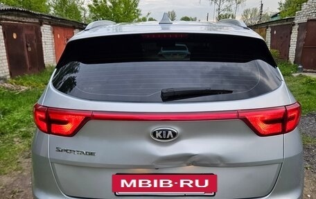 KIA Sportage IV рестайлинг, 2018 год, 1 850 000 рублей, 3 фотография