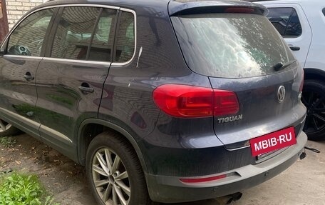 Volkswagen Tiguan I, 2012 год, 480 000 рублей, 2 фотография