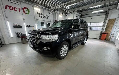 Toyota Land Cruiser 200, 2019 год, 7 400 000 рублей, 3 фотография