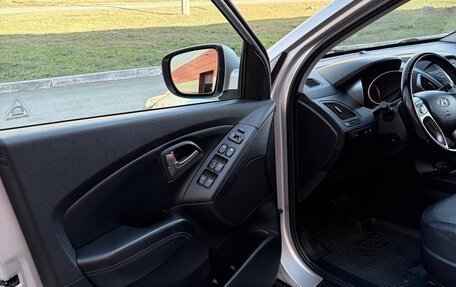 Hyundai ix35 I рестайлинг, 2014 год, 1 400 000 рублей, 4 фотография