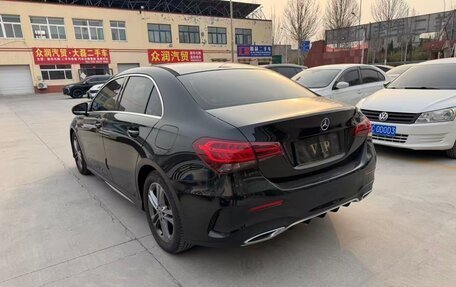 Mercedes-Benz A-Класс, 2022 год, 2 100 000 рублей, 5 фотография