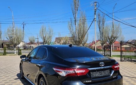 Toyota Camry, 2023 год, 3 300 000 рублей, 4 фотография