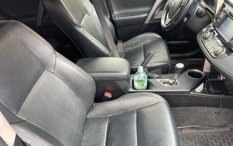 Toyota RAV4, 2014 год, 1 750 000 рублей, 7 фотография