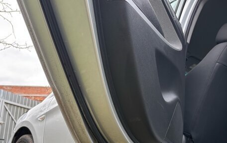 Hyundai Solaris II рестайлинг, 2012 год, 1 100 000 рублей, 19 фотография