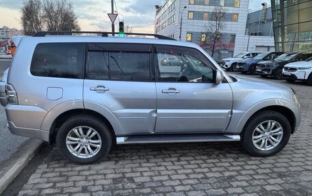 Mitsubishi Pajero IV, 2014 год, 2 850 000 рублей, 5 фотография