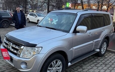 Mitsubishi Pajero IV, 2014 год, 2 850 000 рублей, 2 фотография
