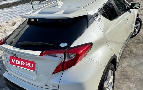 Toyota C-HR I рестайлинг, 2020 год, 2 100 000 рублей, 4 фотография