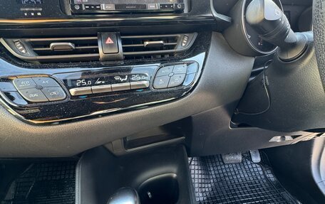 Toyota C-HR I рестайлинг, 2020 год, 2 100 000 рублей, 14 фотография