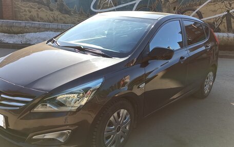 Hyundai Solaris II рестайлинг, 2014 год, 900 000 рублей, 7 фотография