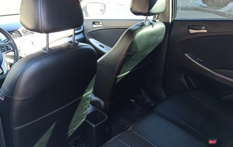 Hyundai Solaris II рестайлинг, 2014 год, 900 000 рублей, 18 фотография