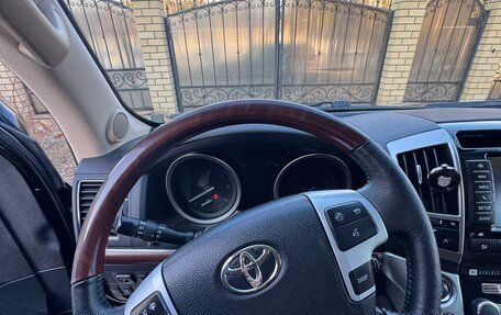 Toyota Land Cruiser 200, 2014 год, 3 680 000 рублей, 17 фотография