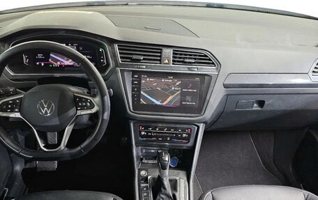 Volkswagen Tiguan II, 2022 год, 3 250 000 рублей, 5 фотография