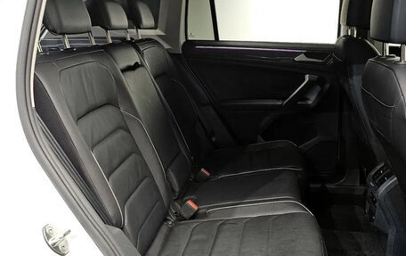 Volkswagen Tiguan II, 2022 год, 3 250 000 рублей, 11 фотография