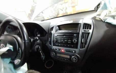 KIA cee'd I рестайлинг, 2008 год, 300 000 рублей, 3 фотография