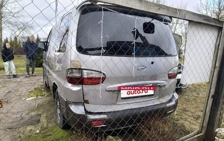 Hyundai Starex I рестайлинг, 2004 год, 350 000 рублей, 4 фотография