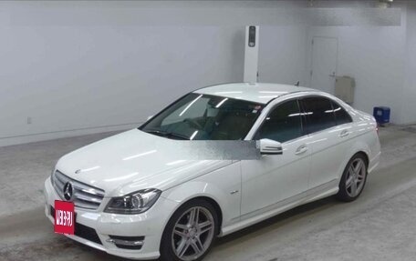 Mercedes-Benz C-Класс, 2011 год, 990 000 рублей, 2 фотография