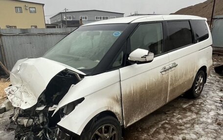 Honda Elysion I, 2004 год, 265 000 рублей, 2 фотография