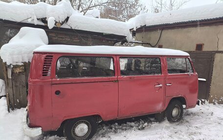 Volkswagen Type 2 T2, 1975 год, 600 000 рублей, 4 фотография