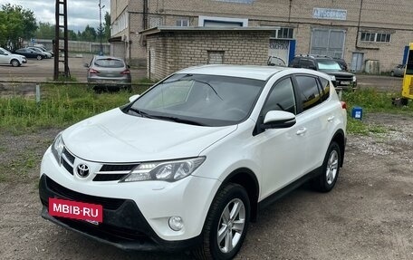 Toyota RAV4, 2013 год, 1 500 000 рублей, 2 фотография