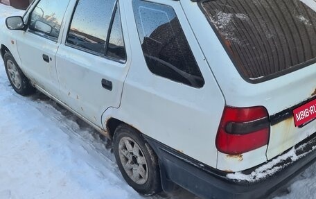 Skoda Felicia I рестайлинг, 1996 год, 40 000 рублей, 4 фотография