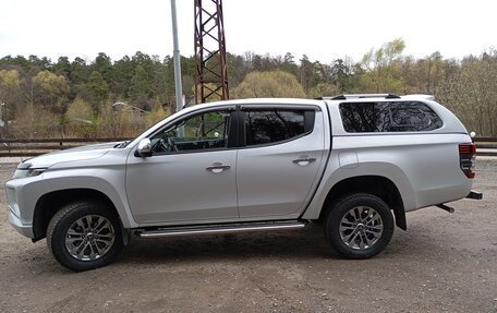 Mitsubishi L200 IV рестайлинг, 2019 год, 3 650 000 рублей, 2 фотография