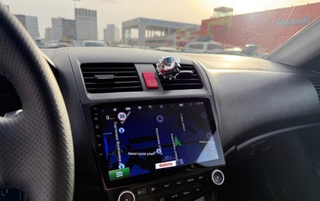 Honda Accord VII рестайлинг, 2006 год, 1 000 000 рублей, 9 фотография