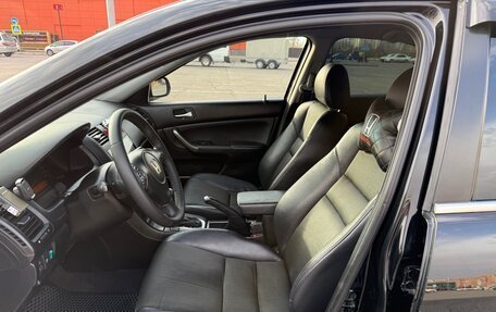 Honda Accord VII рестайлинг, 2006 год, 1 000 000 рублей, 8 фотография