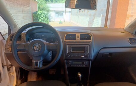 Volkswagen Polo VI (EU Market), 2011 год, 750 000 рублей, 7 фотография