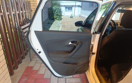 Volkswagen Polo VI (EU Market), 2011 год, 750 000 рублей, 11 фотография