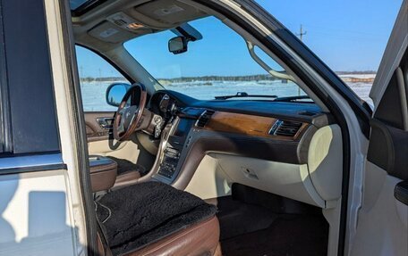 Cadillac Escalade III, 2012 год, 1 830 000 рублей, 5 фотография