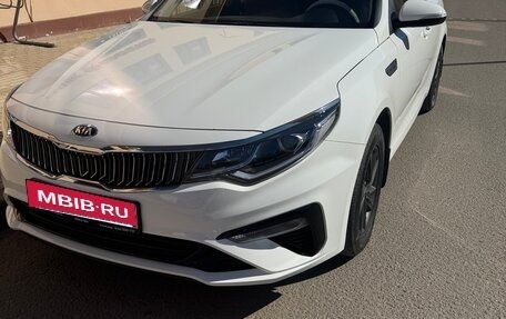 KIA Optima IV, 2019 год, 3 000 000 рублей, 9 фотография