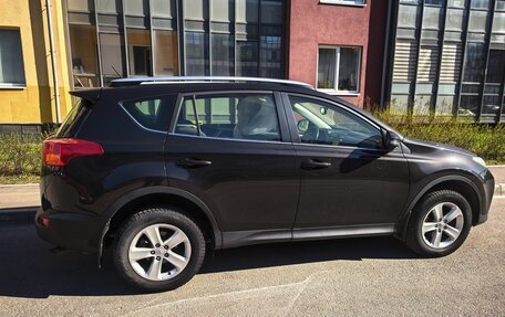 Toyota RAV4, 2014 год, 2 000 000 рублей, 2 фотография