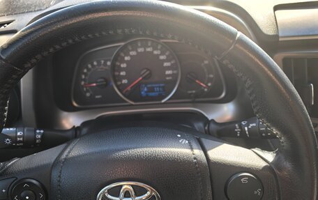 Toyota RAV4, 2014 год, 2 000 000 рублей, 4 фотография