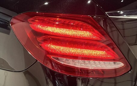 Mercedes-Benz E-Класс, 2016 год, 3 470 000 рублей, 9 фотография