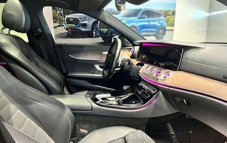 Mercedes-Benz E-Класс, 2016 год, 3 470 000 рублей, 16 фотография