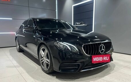 Mercedes-Benz E-Класс, 2016 год, 3 470 000 рублей, 7 фотография