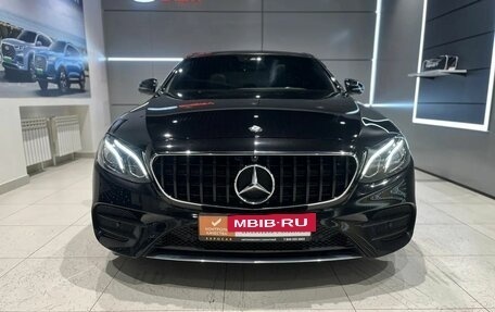 Mercedes-Benz E-Класс, 2016 год, 3 470 000 рублей, 8 фотография